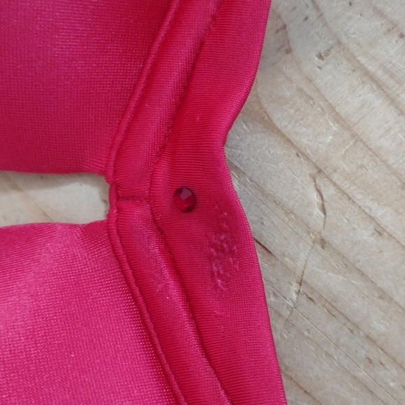 Victoria's Secret Red Satin Biofit Push Up Bra Size 36B - Picture 7 of 10